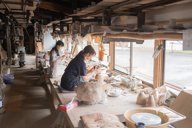 桧佐陶工房内の様子